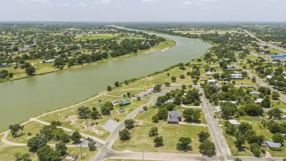 300 W Tarrant St Street, Llano, TX 78643 - #1