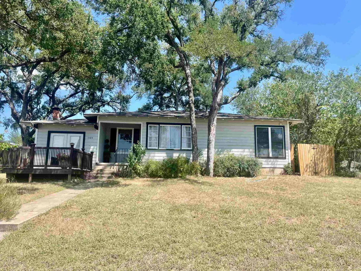1105 Avenue D, Marble Falls, TX 78654 - #1