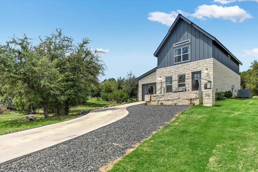 710 Tail Wind, Horseshoe Bay, TX 78657 - #2