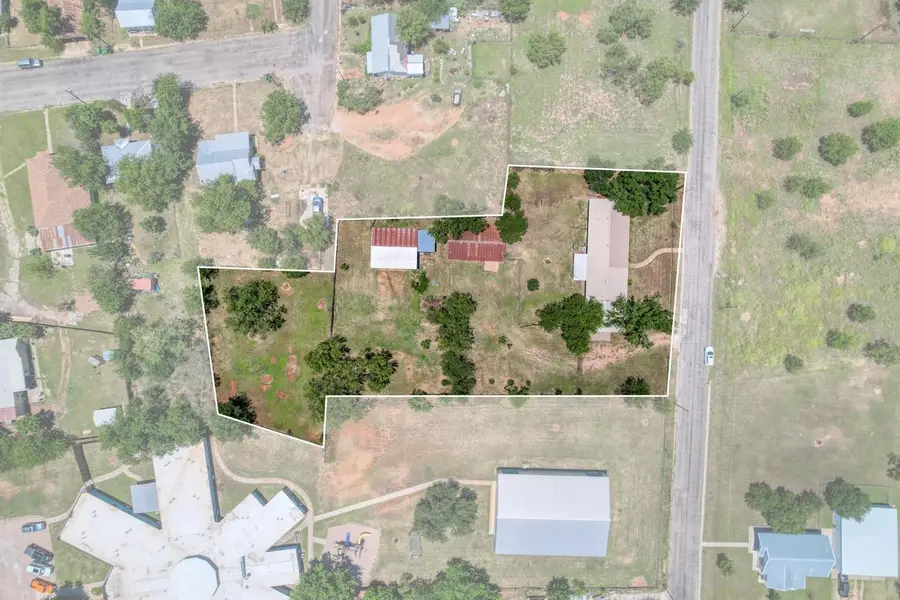 506 E Wallace Street, Llano, TX 78643 - #3