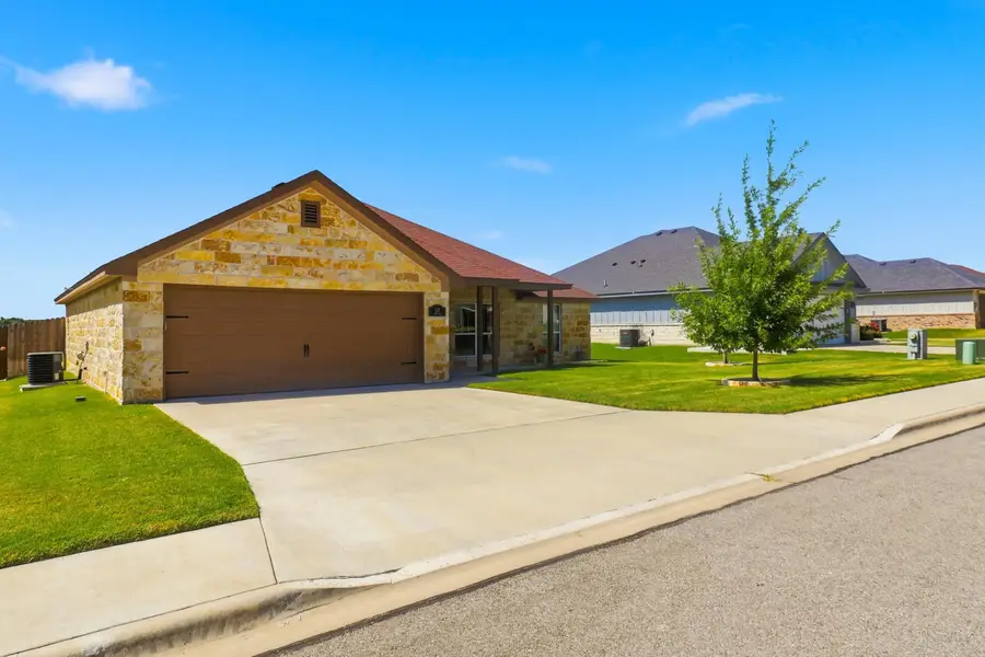 117 Elmer Avenue, Burnet, TX 78611 - #2