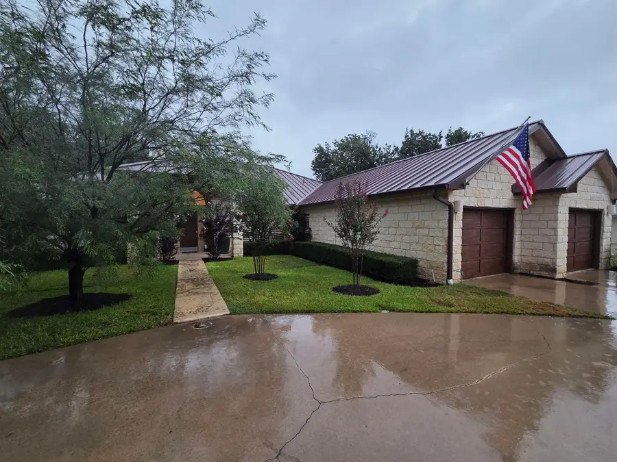 508 S Hi Circle, Horseshoe Bay, TX 78657 - #2