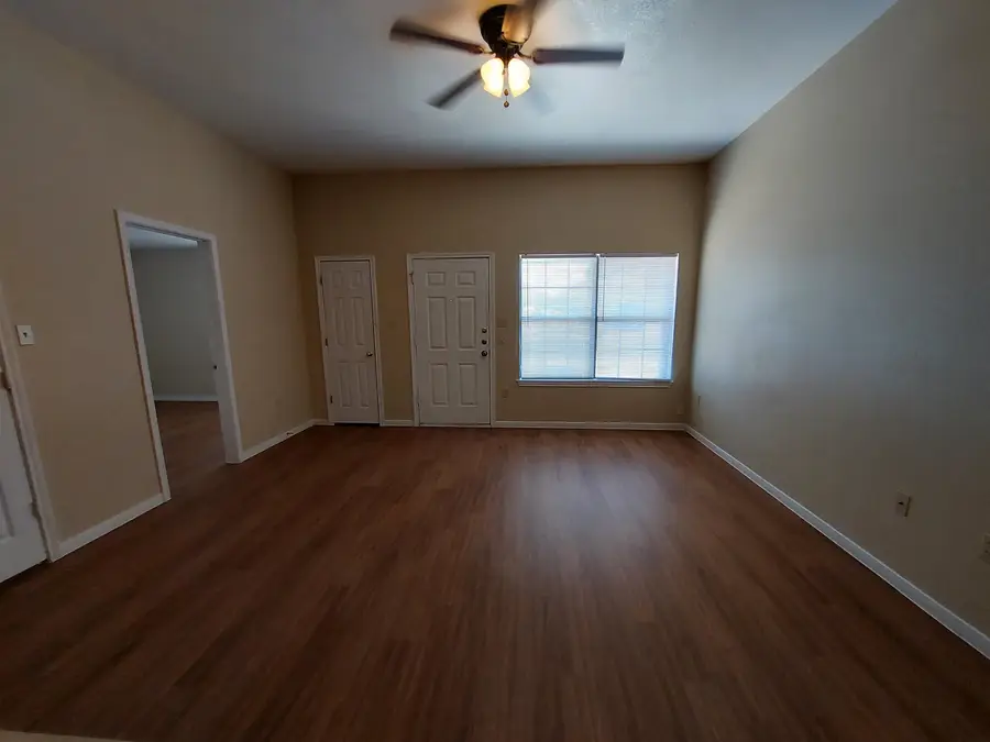 2401 Ridgeview, Kingsland, TX 78639 - #3