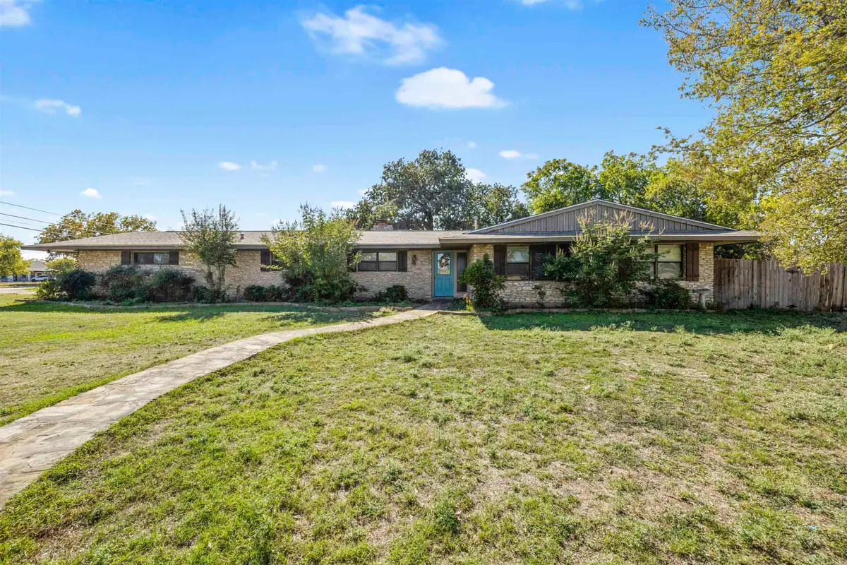 1401 Brazos St, Marble Falls, TX 78654 - #1