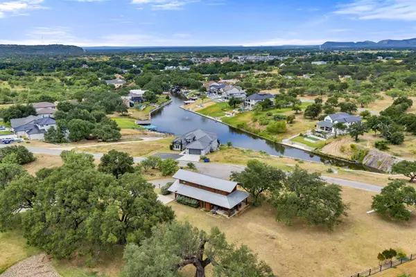 105 Stacia Lane, Kingsland, TX 78639