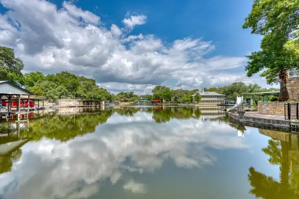 105 Mesquite Bend, Kingsland, TX 78639