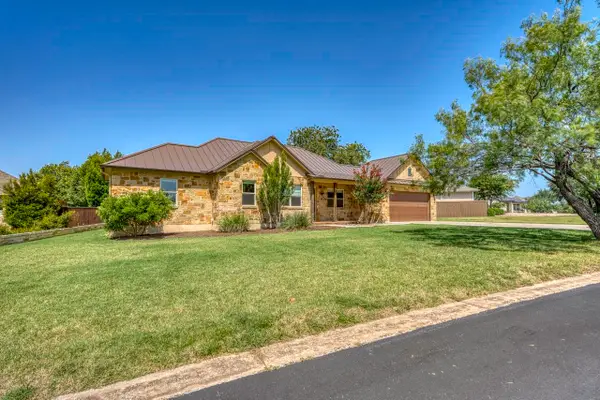 804 Four Oaks, Marble Falls, TX 78654