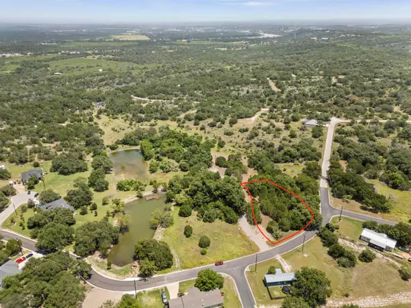 Lot# K10215 Bowie Knife, Horseshoe Bay, TX 78657