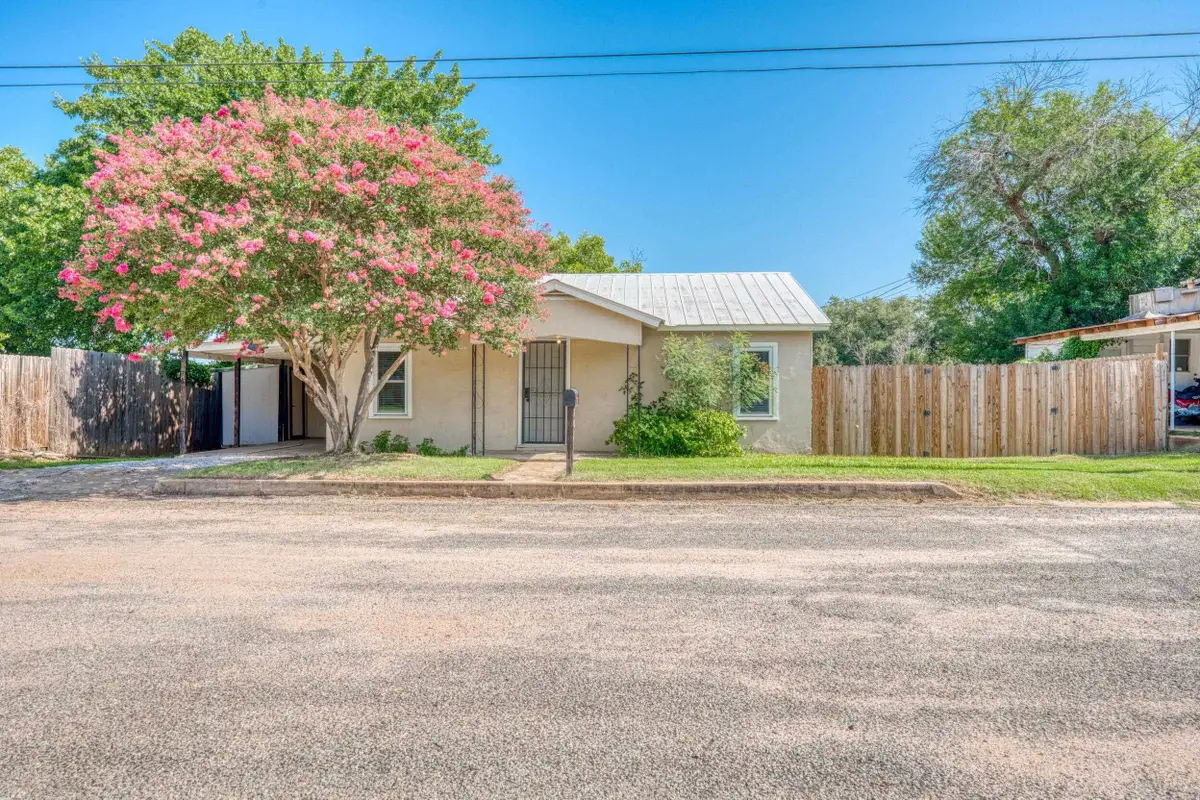 103 E Lampasas Street, Llano, TX 78639 - #1
