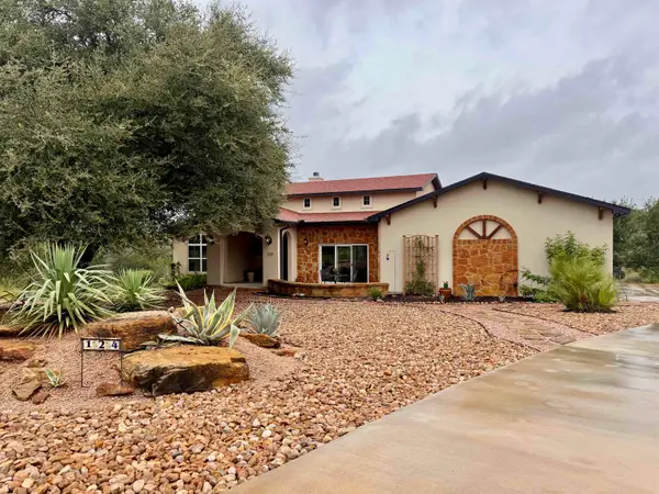 124 Trophy Oak Trl Trail, Marble Falls, TX 78654