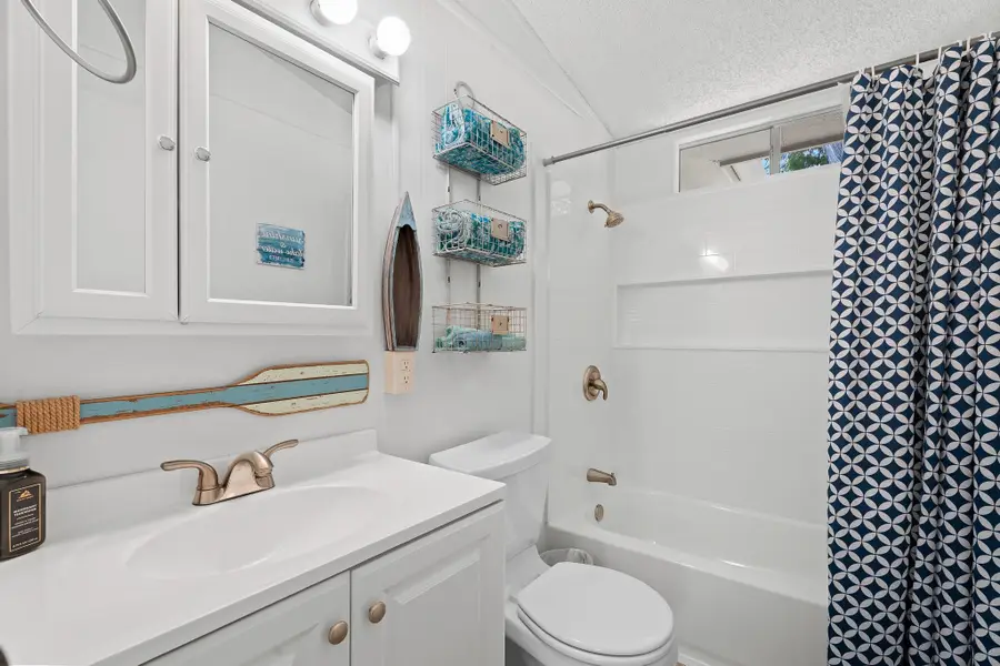 710 Matern Dr., Horseshoe Bay, TX 78657 - #2