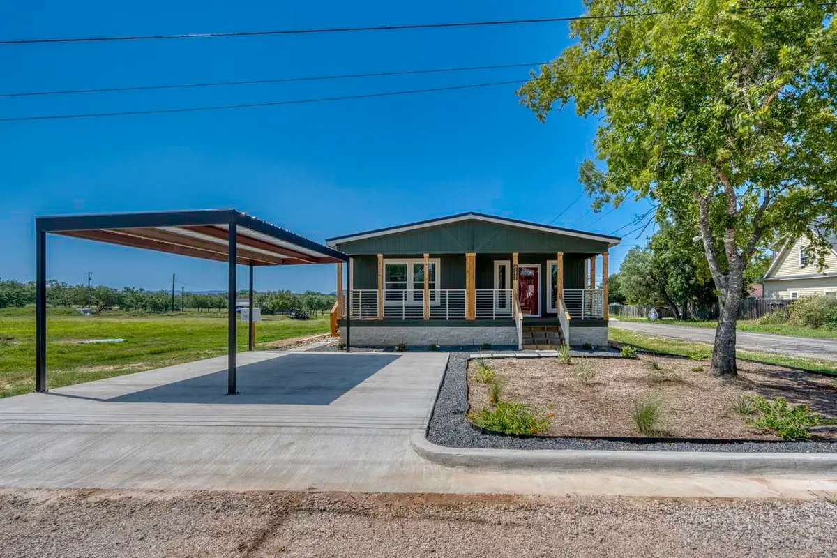 1200 E Green Street, Llano, TX 78643 - #1
