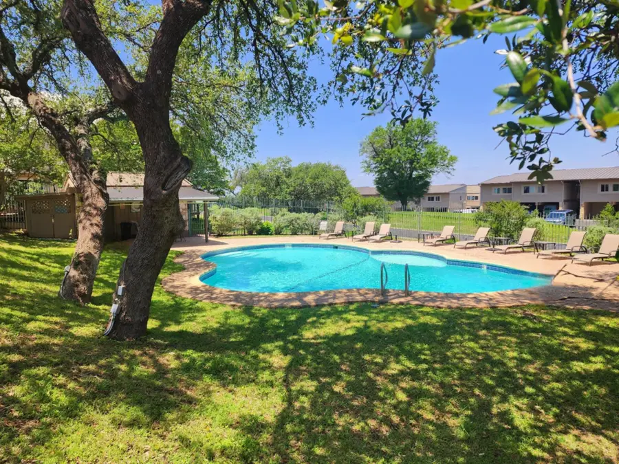 300 Out Yonder Unit 174, Horseshoe Bay, TX 78657 - #2