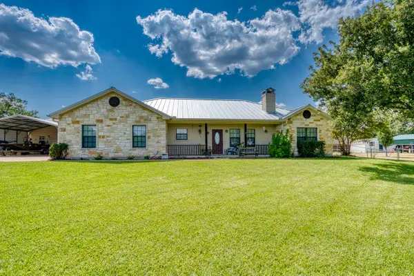 809 Skyline Drive, Kingsland, TX 78639