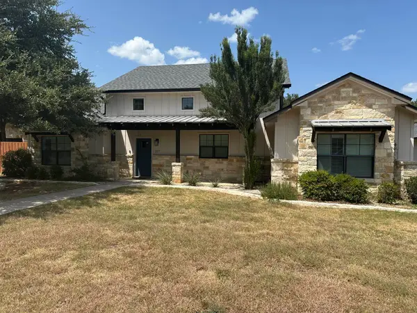 207 Buckingham, Marble Falls, TX 78654
