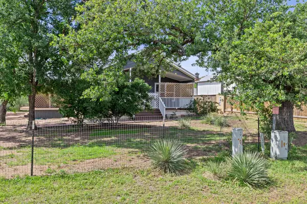 813 Airway St, Kingsland, TX 78639
