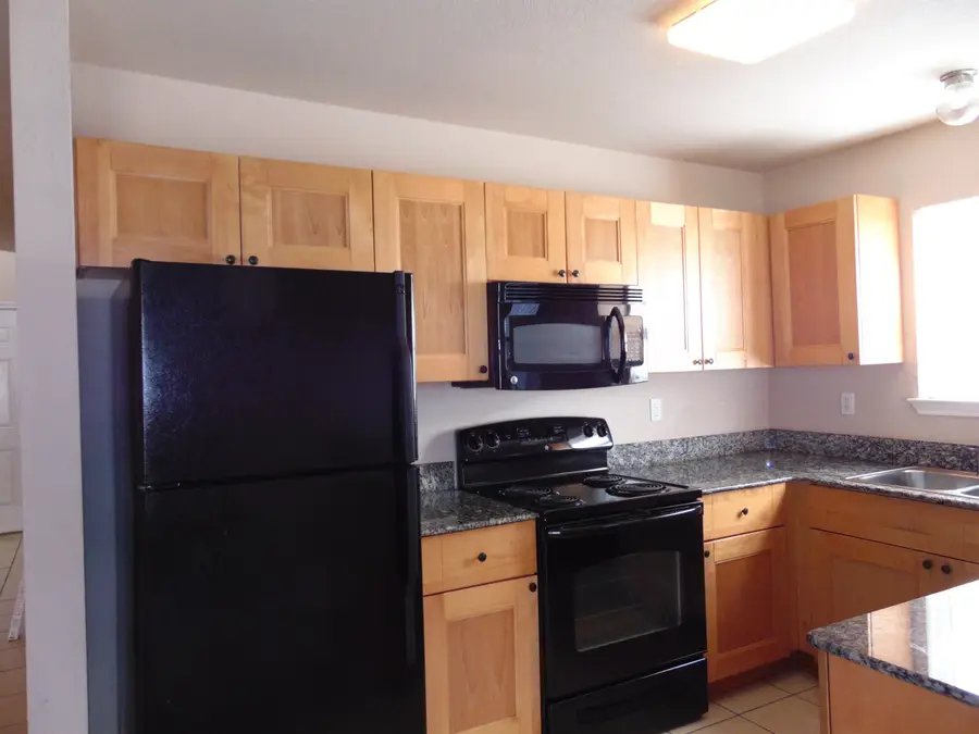 1601 Claremont, Marble Falls, TX 78654 - #2