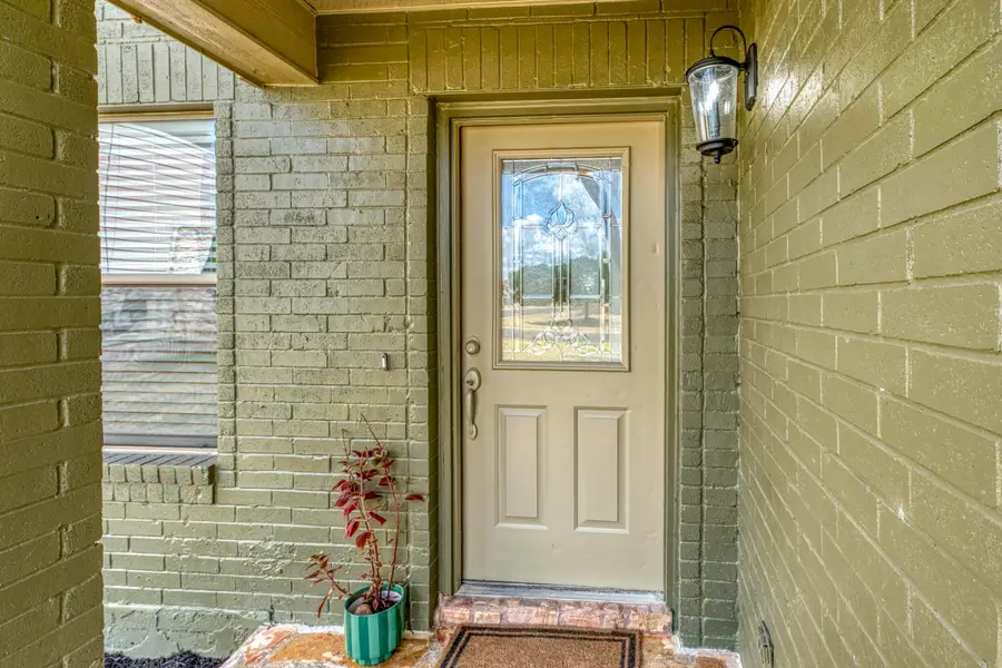 94 E Wildflower, Marble Falls, TX 78654 - #2