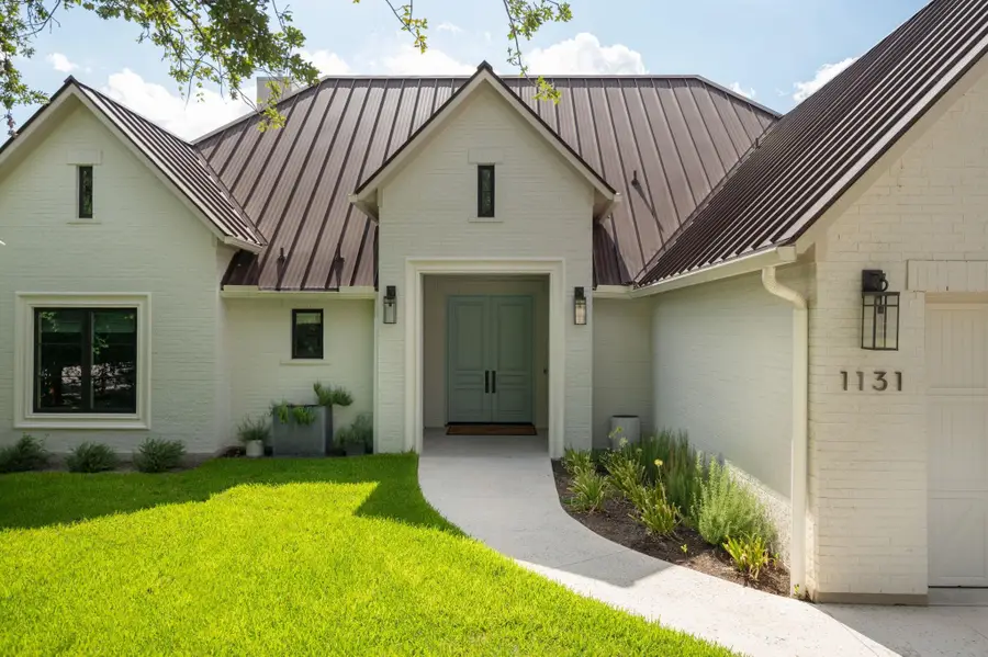 1131 N Shorewood Dr., Granite Shoals, TX 78654 - #3