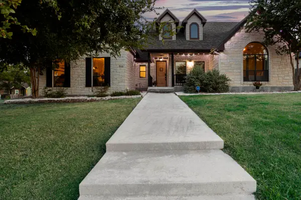 510 Woodland Park Drive, Marble Falls, TX 78654