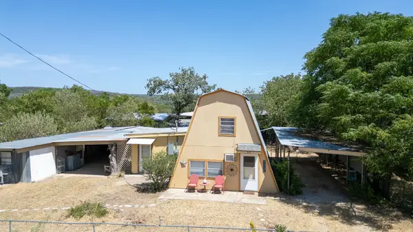 916 Apache Drive, Burnet, TX 78611