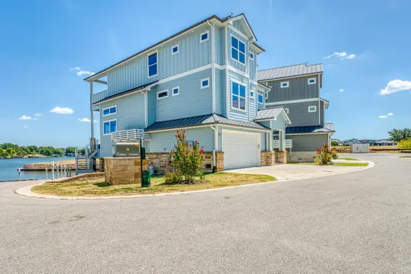 308 Island Circle, Kingsland, TX 78639