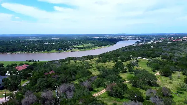 420 Rocky Rd, Marble Falls, TX 78657
