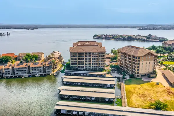 1000 The Cape, #15, Horseshoe Bay, TX 78657