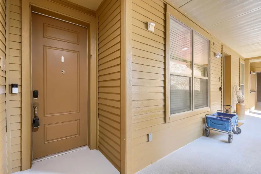 1000 The Cape, #15, Horseshoe Bay, TX 78657 - #2