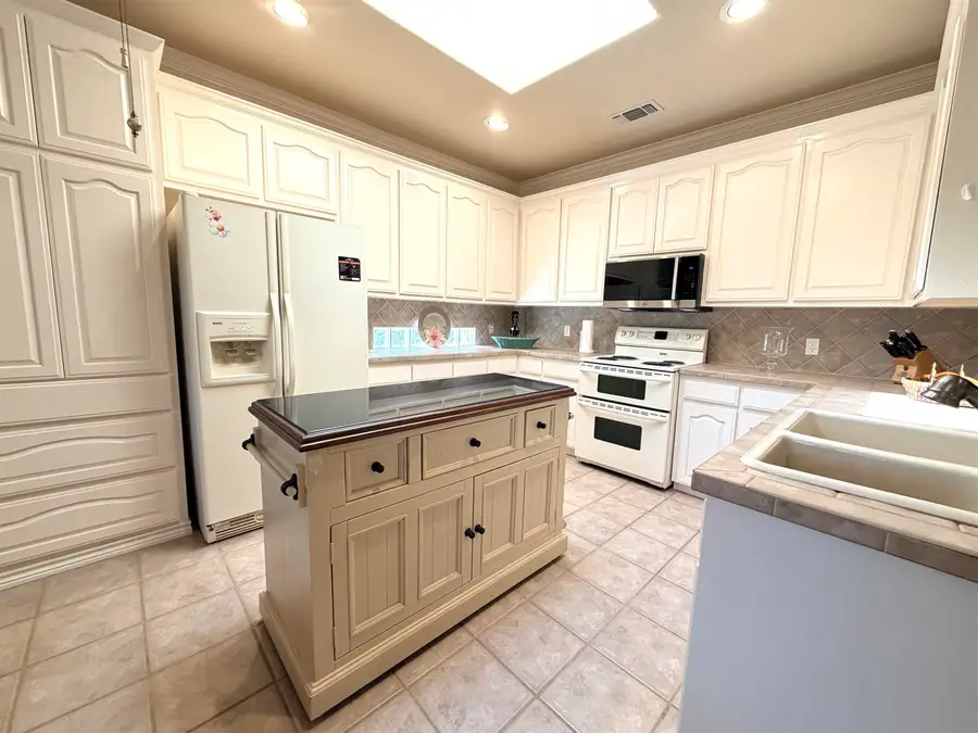 1404 Hi Circle North, Horseshoe Bay, TX 78657 - #3