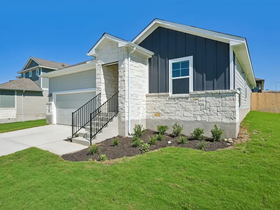 328 Wheel Horse, Burnet, TX 78659 - #2