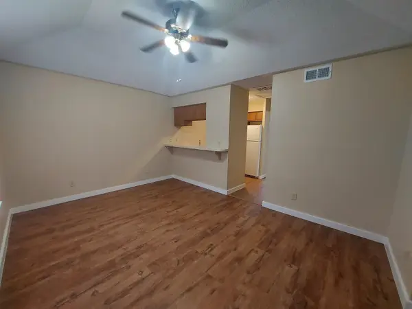 1016 Ninth Street, Marble Falls, TX 78654