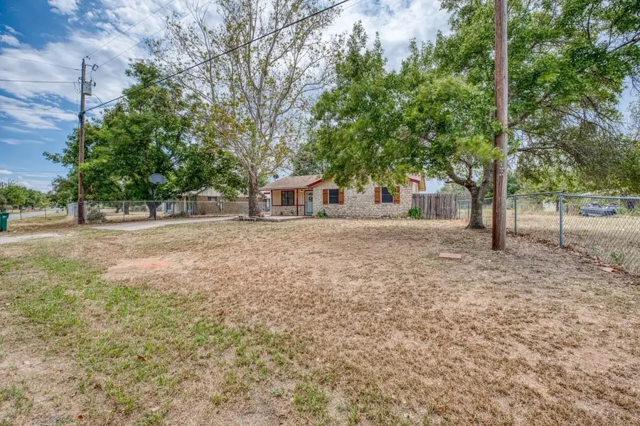 212 N River Oaks Drive, Burnet, TX 78611 - #2