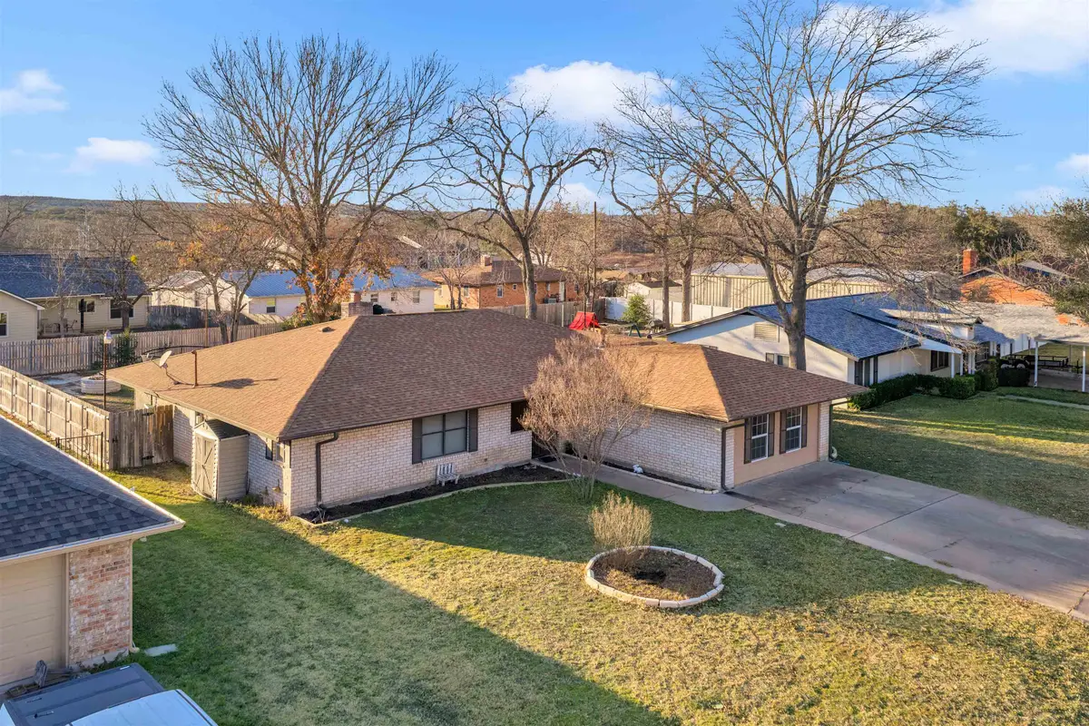 213 Corder Ln, Burnet, TX 78611 - #1