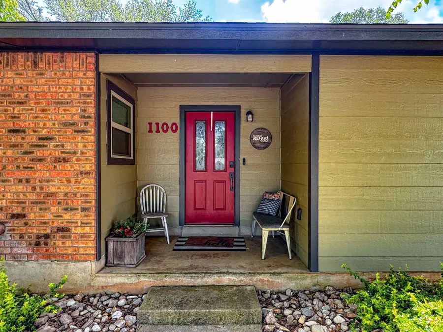 1100 W Deats, Llano, TX 78643 - #3