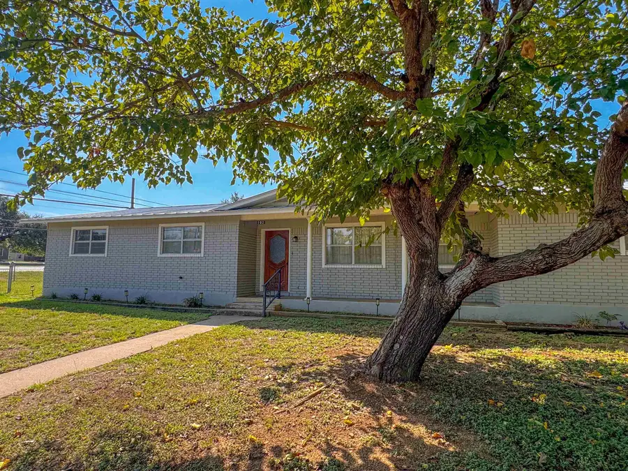 102 W Llano Street, Llano, TX 78643 - #2
