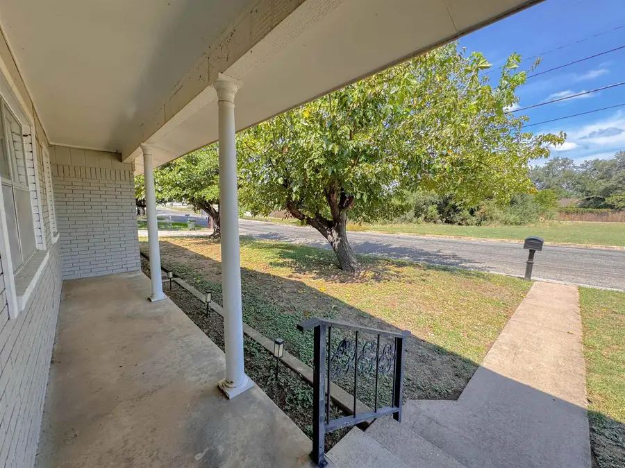 102 W Llano Street, Llano, TX 78643 - #3