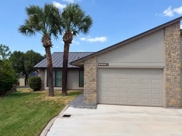 100 Bay Point Drive, Horseshoe Bay, TX 78657