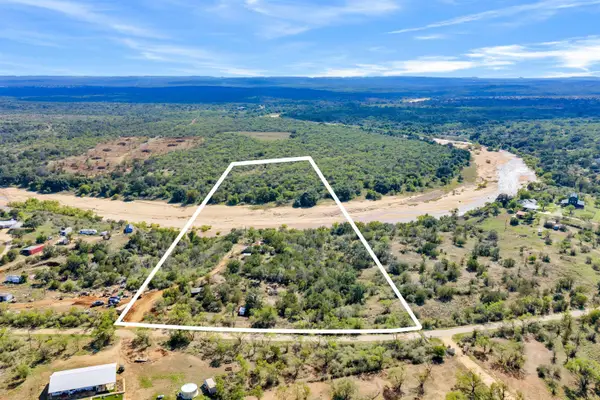 198 Cr 316, Llano, TX 78643