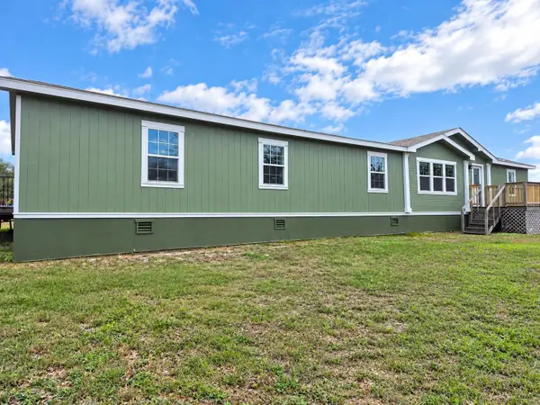 151 Creedmore Drive, Liberty Hill, TX 78642
