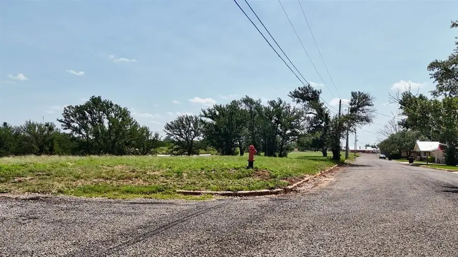 W Sunset Drive, Llano, TX 78643 - #2