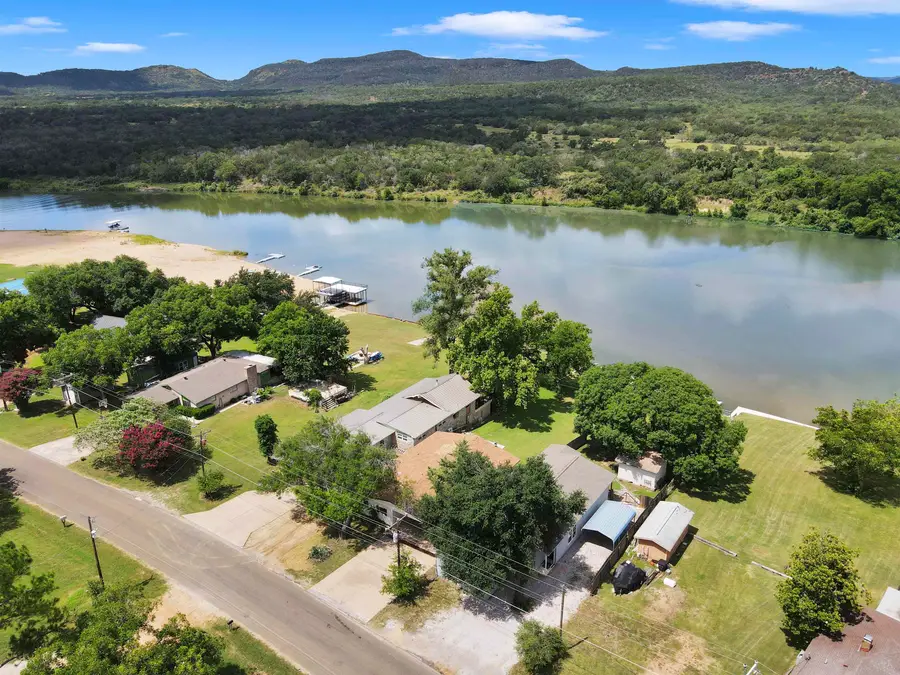 4718 River Oaks Dr Drive, Kingsland, TX 78639 - #2