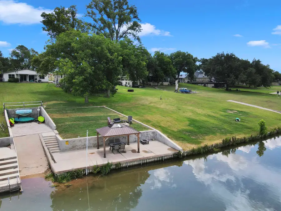 4718 River Oaks Dr Drive, Kingsland, TX 78639 - #3