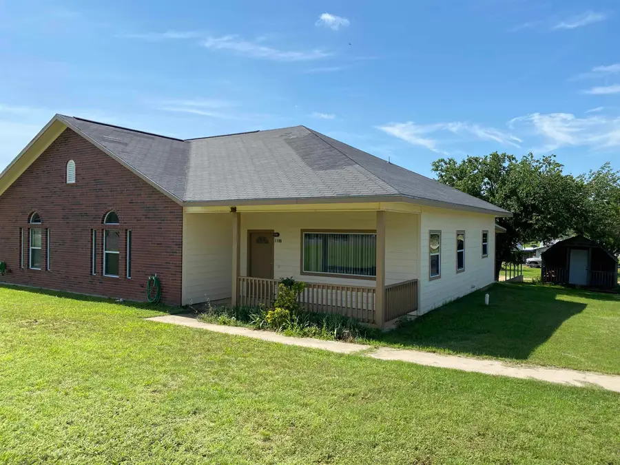 1108 W Main Street, Llano, TX 78639 - #2
