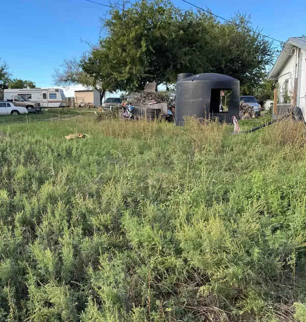 Lot 12 E Hamilton Street, Llano, TX 78643