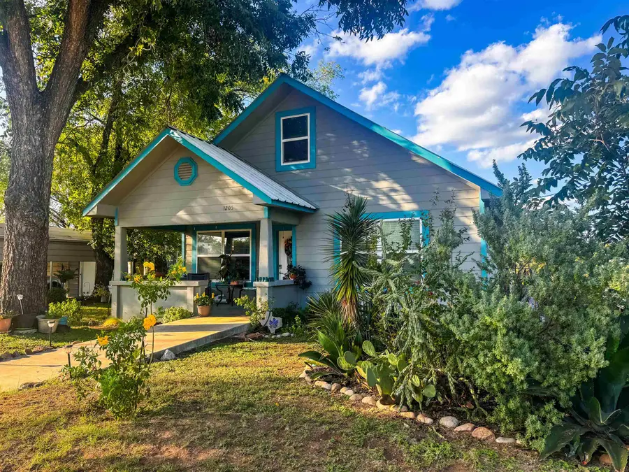 1205 Sandstone, Llano, TX 78643 - #2