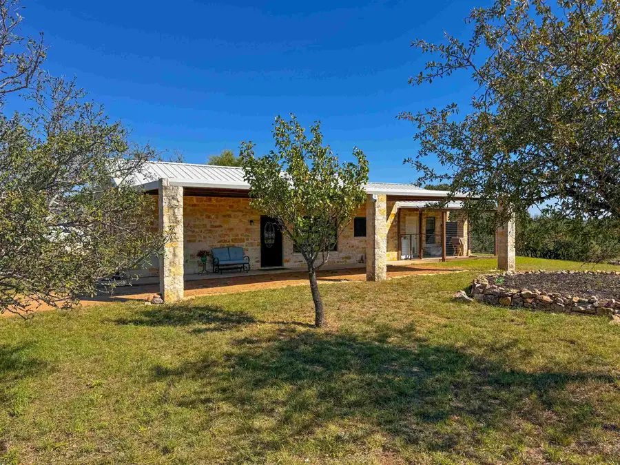 112 Centerfield, Llano, TX 78643 - #2