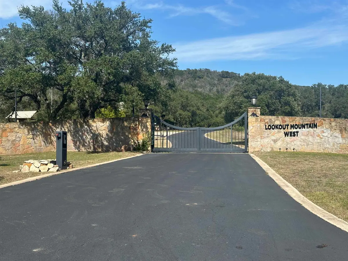 82603 Lookout Mountain, Kingsland, TX 78639 - #1