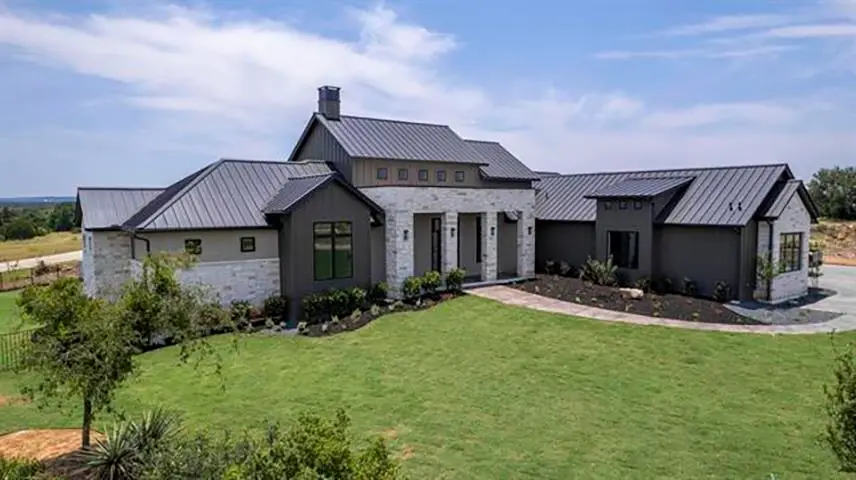 101 Meadow Beauty, Horseshoe Bay, TX 78657-0000 - #1