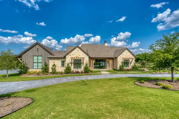 816 Trails Parkway, Horseshoe Bay, TX 78657-6451
